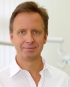 Portrait Dr. med. dent. Marcus Nowak, Berlin, Zahnarzt, Master of Science Implantologie
Master of Science Orale Chirurgie