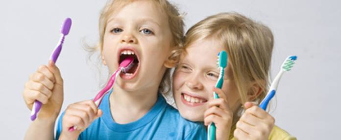 Zähne richtig putzen, Zähneputzen, Richtige Zahnputztechnik