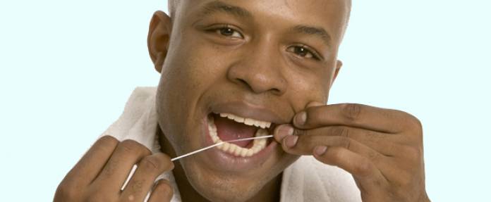 Zahnseide - ein dünner Faden mit großer Wirkung