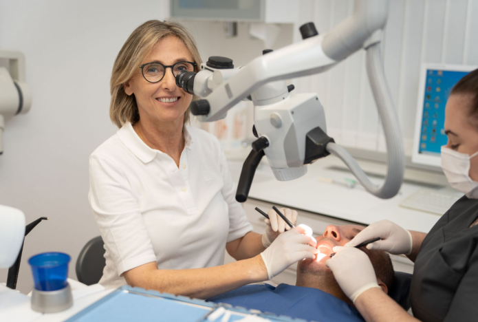 , Dr. Isolde Hommel, City Dentist - Dr. Isolde Hommel (ehem. Dr. Isolde Schöpflin), Baden-Baden, Zahnärztin