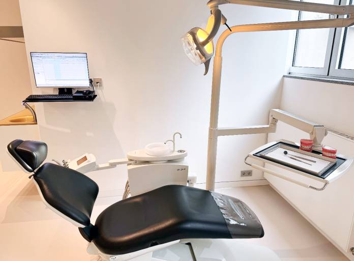 , Dr. Felix Schneiderhan, Traumlächeln Berlin, Berlin, Kieferorthopäde (Fachzahnarzt für Kieferorthopädie)