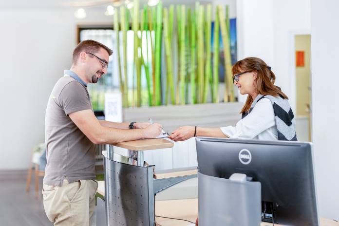 , Dr. Dirk Lindner, Zahnarzt Köln-Ehrenfeld | Zahnarztpraxis Dr. Lindner & Team, Köln, Zahnarzt