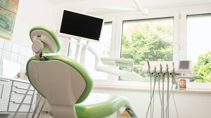 , Antreas Gkazianis, Zahnarzt Bielefeld - Zahnarztpraxis am Oldentruper Park, Bielefeld, Zahnarzt