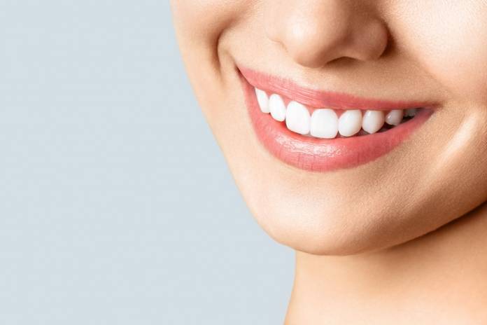 Gesunde und weiße Zähne