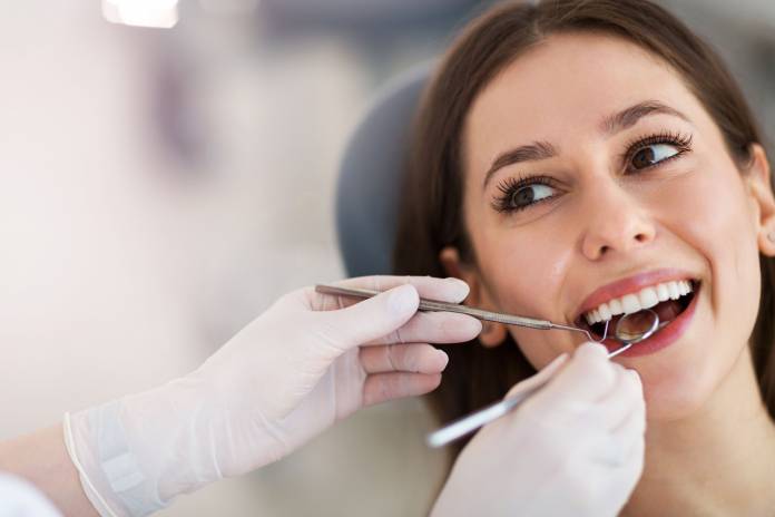 Mit ein paar Tipps findet jeder einen geeigneten Zahnarzt